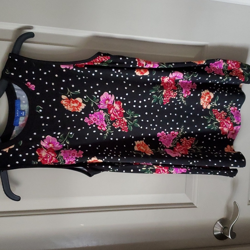 Flowered flowing tank top